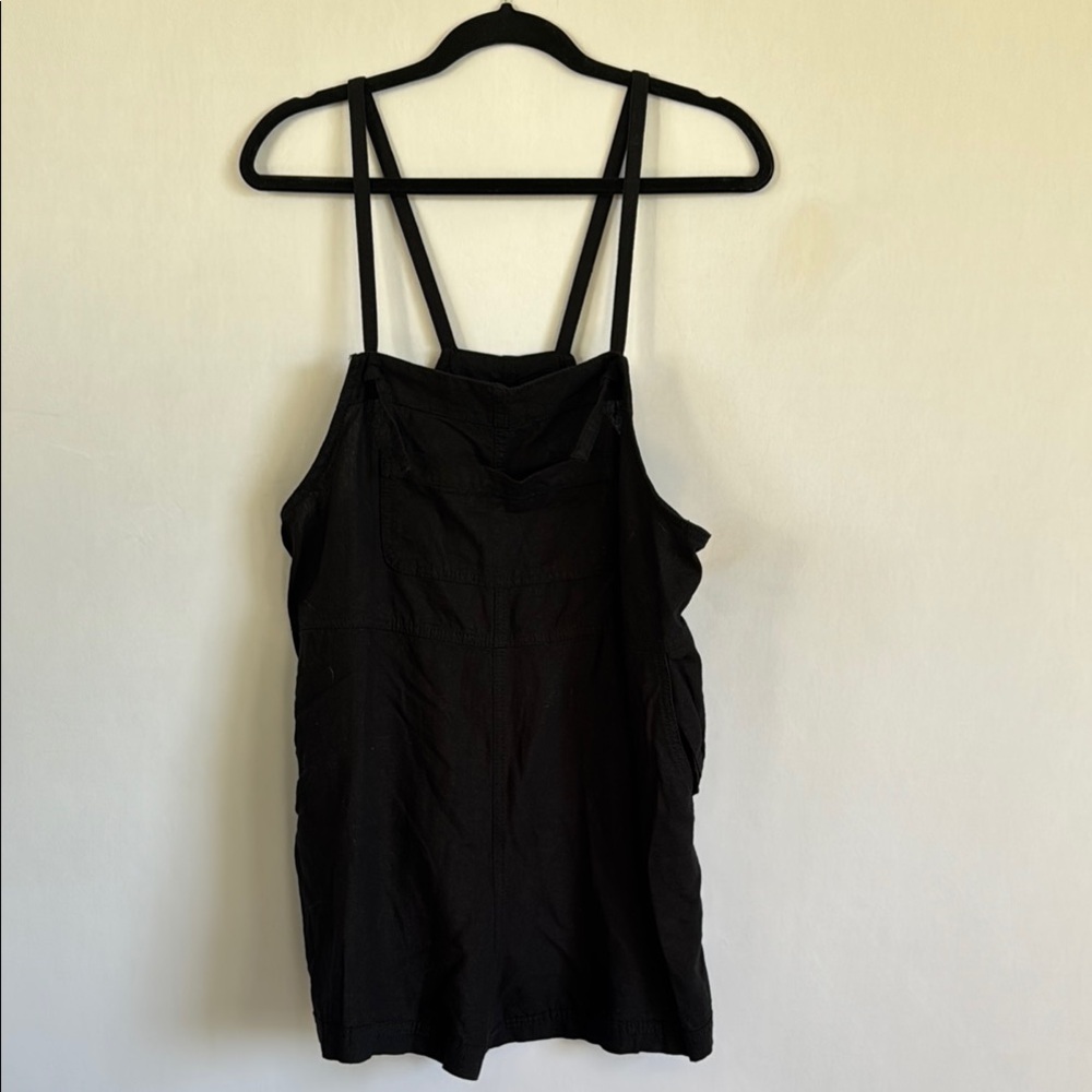 Old Navy Black short overalls